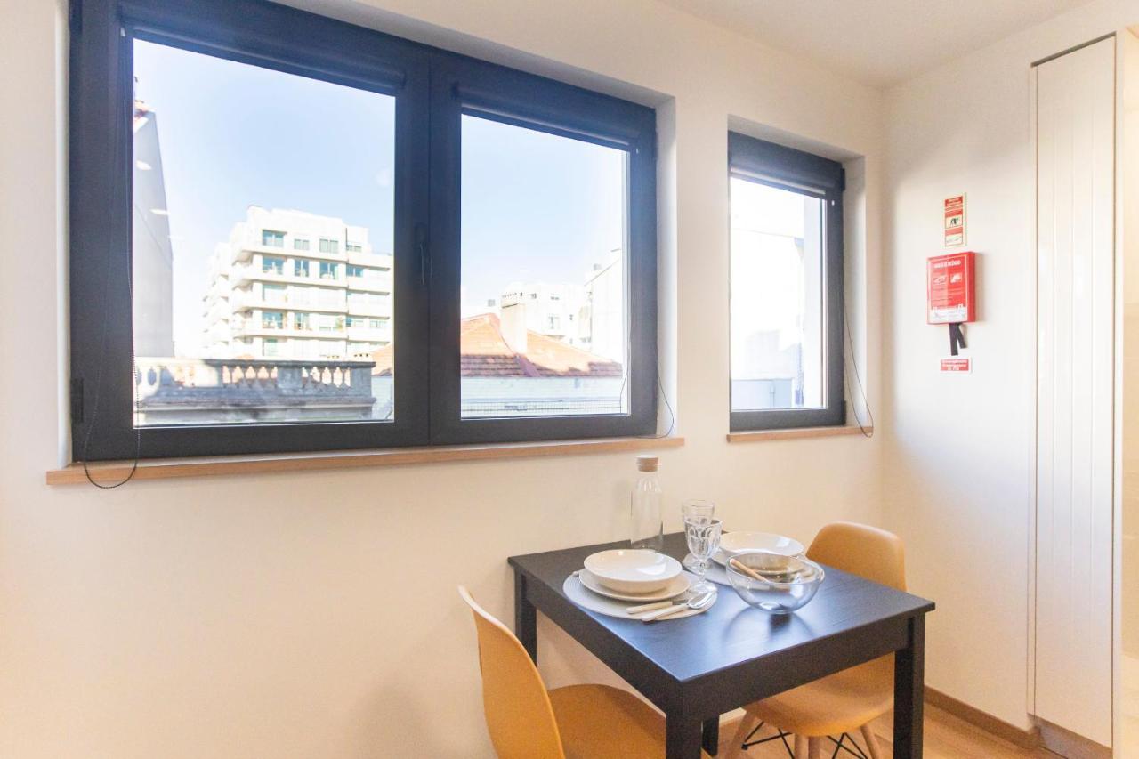 Homely Studio W/ Ac Near Marques By Lovelystay Porto Exterior photo
