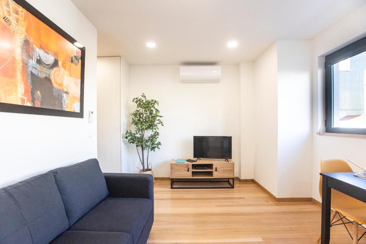 Homely Studio W/ Ac Near Marques By Lovelystay Porto Exterior photo