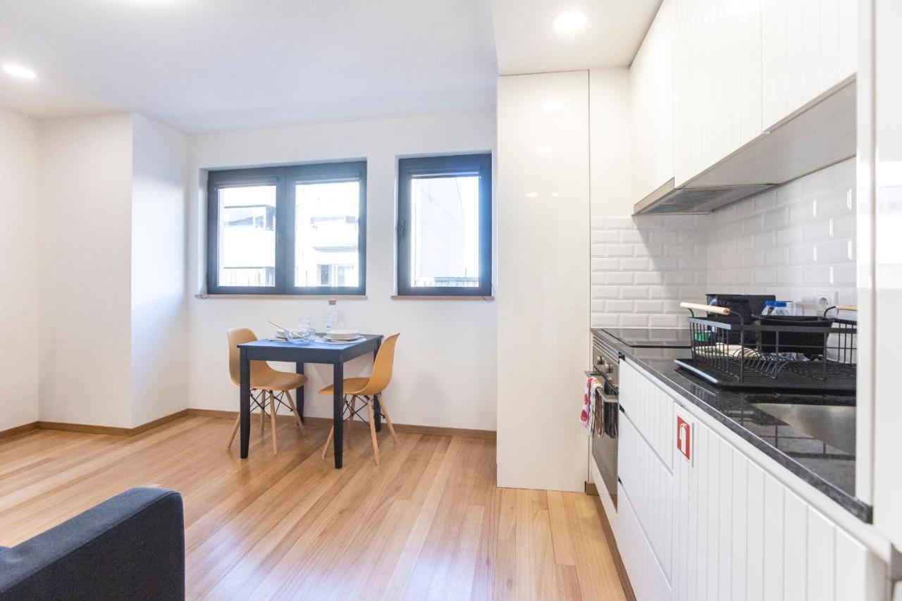 Homely Studio W/ Ac Near Marques By Lovelystay Porto Exterior photo