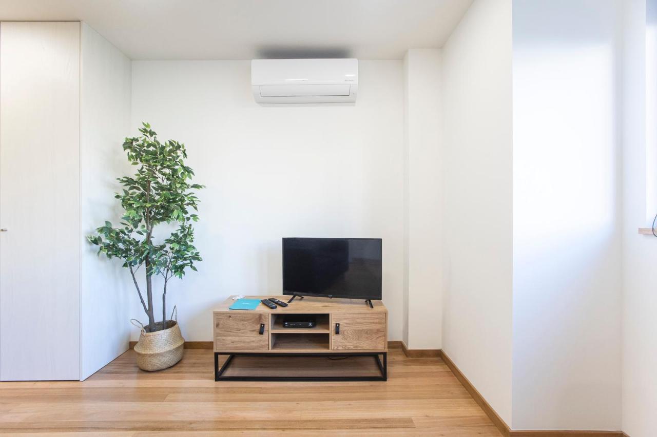 Homely Studio W/ Ac Near Marques By Lovelystay Porto Exterior photo